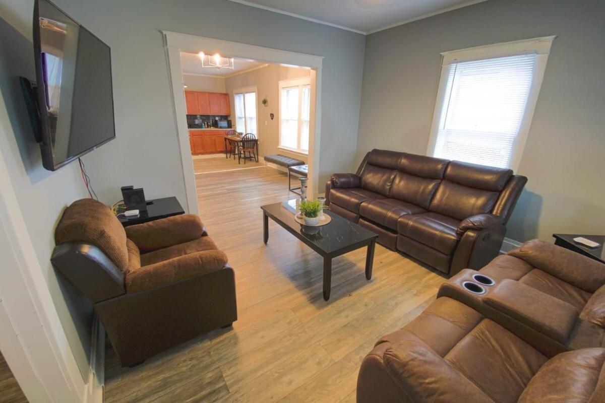 Large 6Br, 2 Bath In Niagara Falls Exterior photo