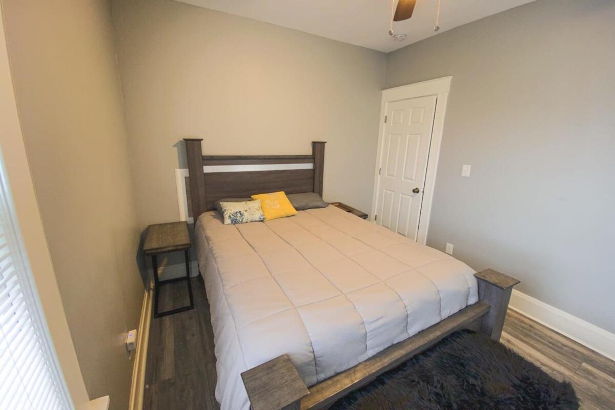 Large 6Br, 2 Bath In Niagara Falls Exterior photo