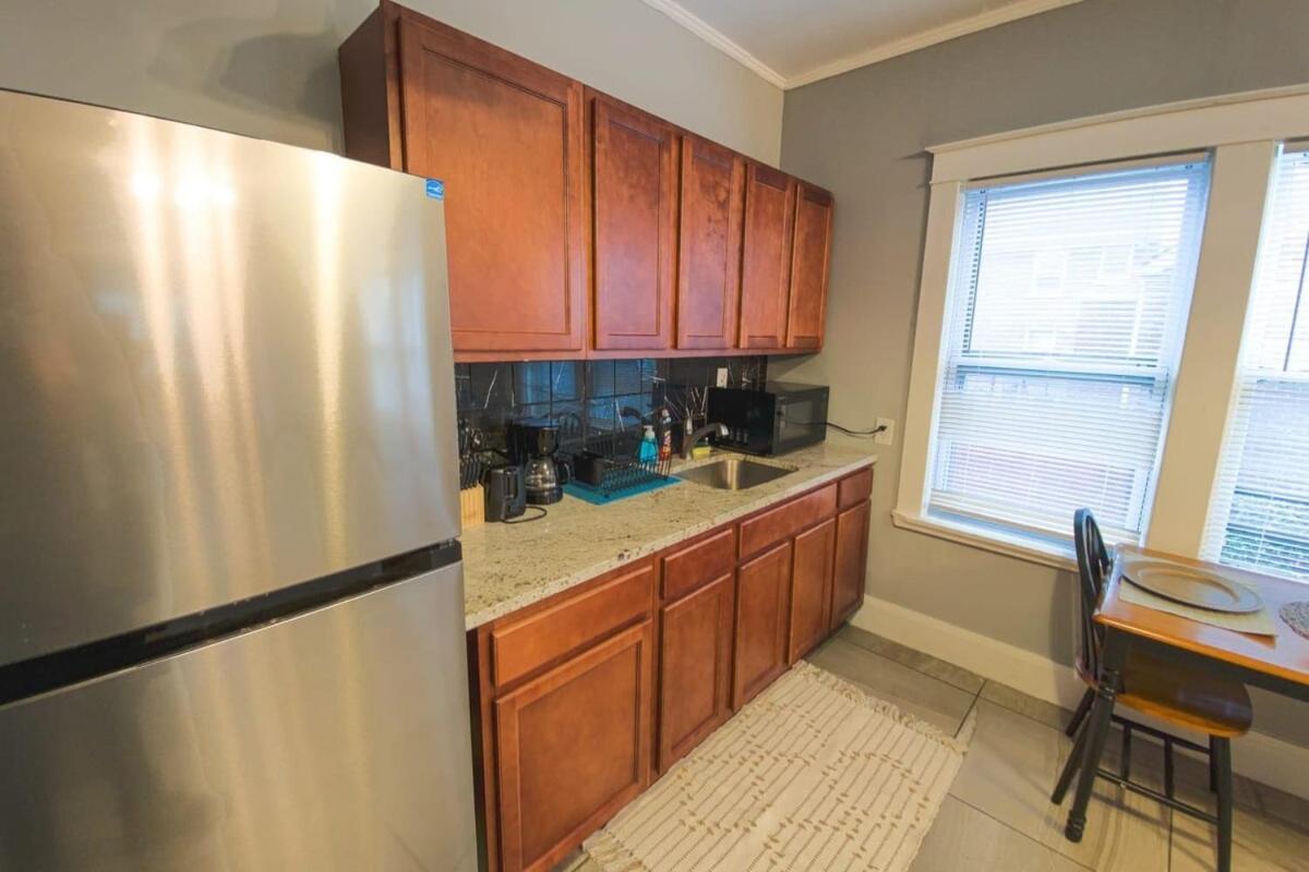 Large 6Br, 2 Bath In Niagara Falls Exterior photo