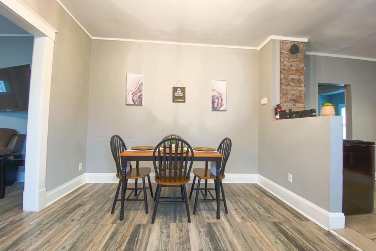 Large 6Br, 2 Bath In Niagara Falls Exterior photo