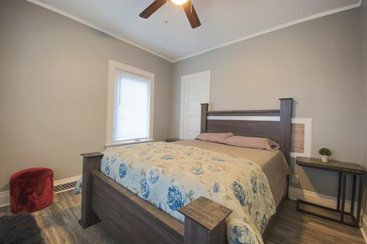 Large 6Br, 2 Bath In Niagara Falls Exterior photo